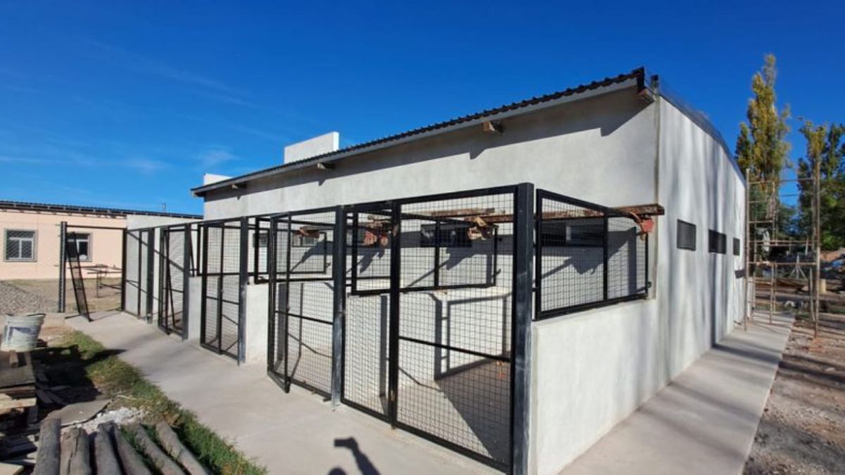 Fachada del hospital público veterinario de San Rafael, que será el primero de la región cuyana.