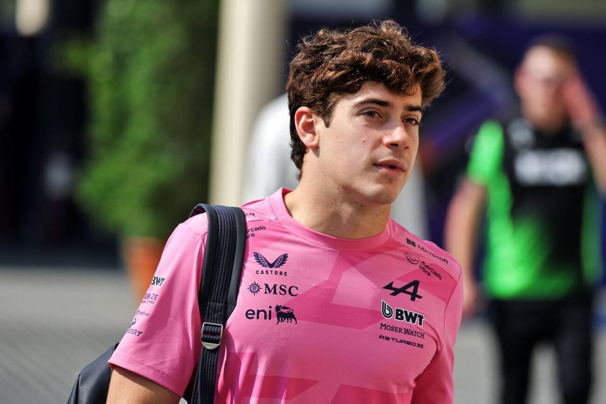 Franco Colapinto termin&oacute; d&eacute;cimo en la primera tanda de ensayos libres en Abu Dhabi.