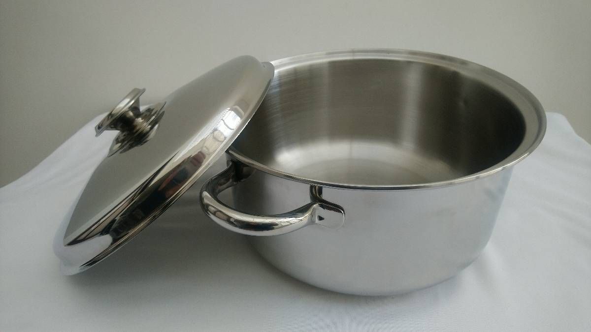 Recicla las ollas viejas de la cocina y crea esta hermosa opción para tu hogar