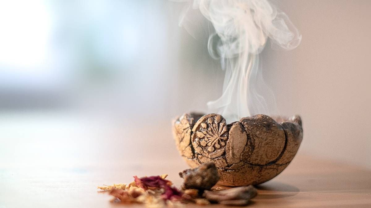 El poderoso ritual de café y naranja para atraer el éxito, según el Feng Shui
