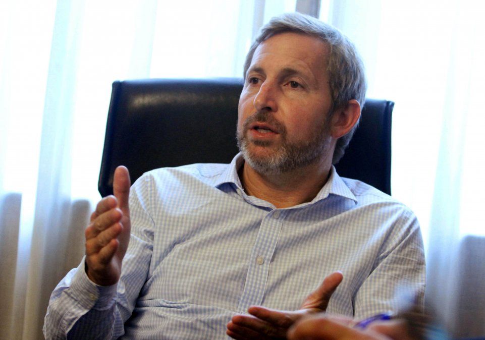 Frigerio reconoció errores con las tarifas