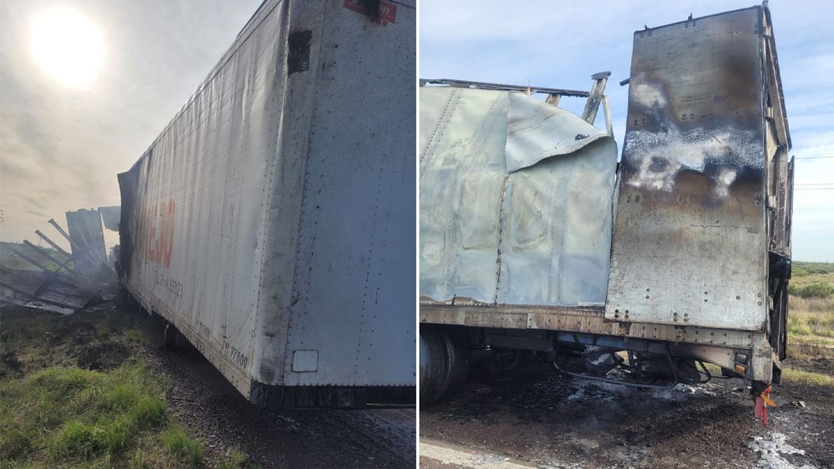 El chofer salió del camión tras el incendio y no sufrió heridas. El chofer salió del camión tras el incendio y no sufrió heridas.