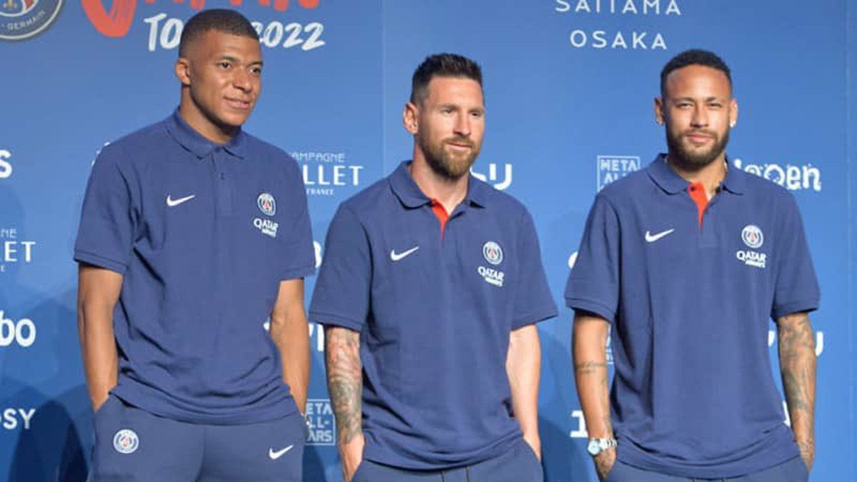 Kylian Mbappé, Lionel Messi y Neymar compartieron una conferencia de prensa en Japón.