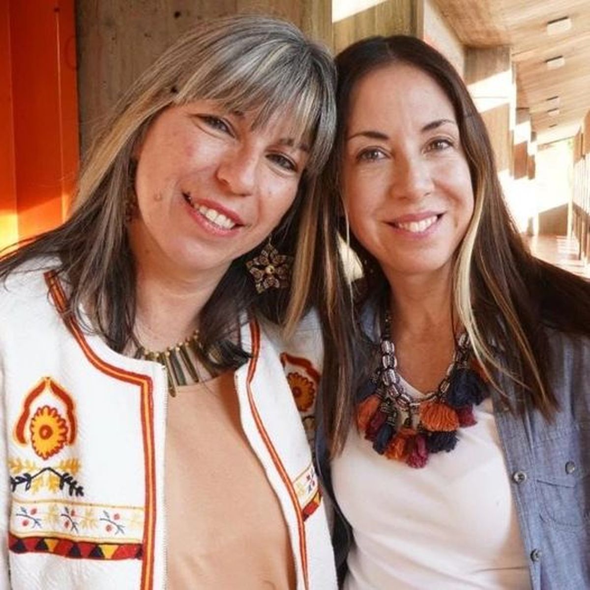 Elecciones UNCuyo: Mariana Quiroga y Eva Rodriguez Agüero (de Izquierda a derecha). vicedeana y decana electas en Ciencias Políticas por la agrupación Encuentro por la Universidad pública. El espacio que vio nacer a Alfredo Cornejo como político, hoy se encuentra en manos del peronismo.