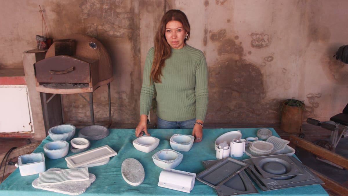 Encontró la técnica terrazo investigando por internet, Encontró la técnica terrazo investigando por internet,