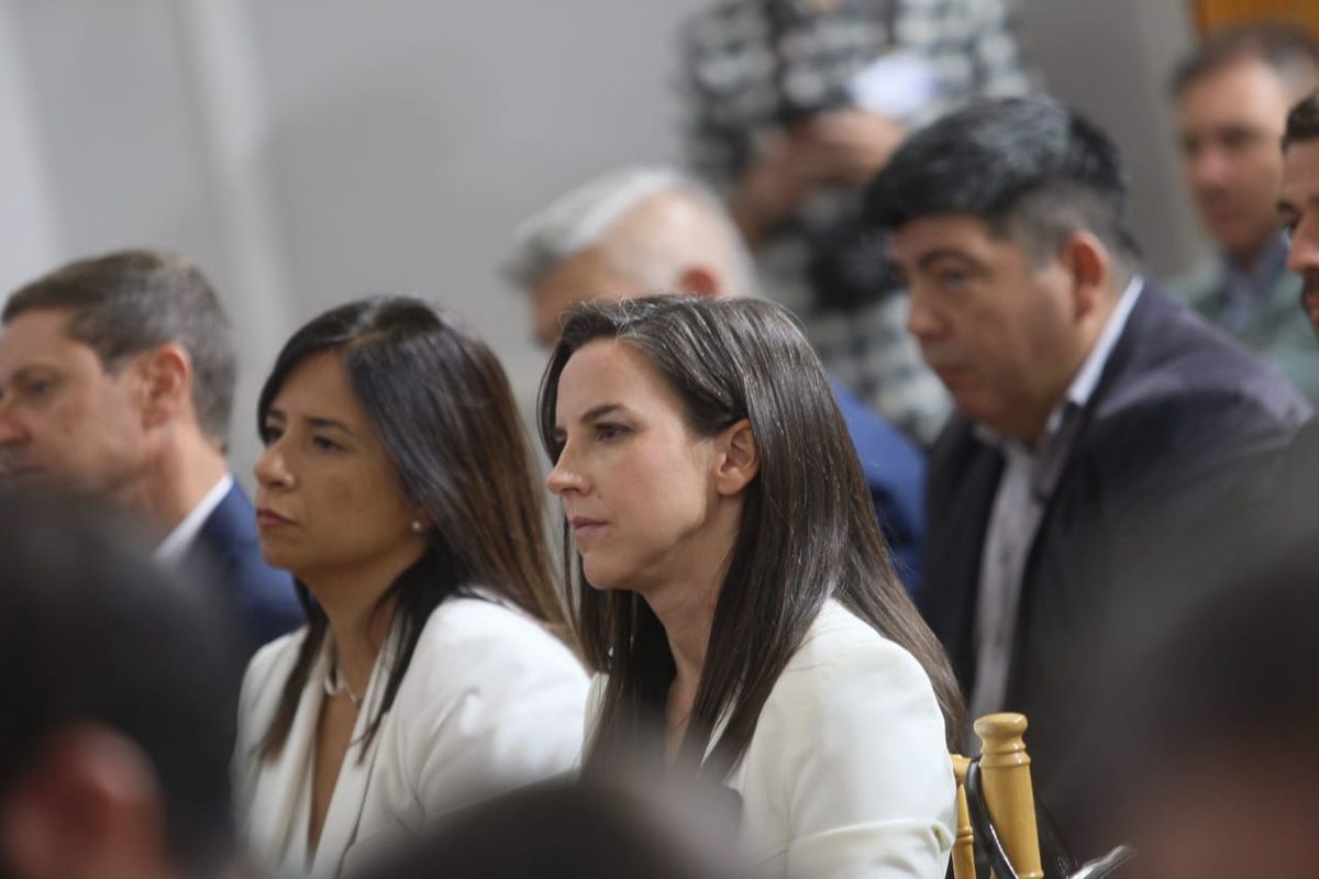 La ministra de Seguridad, Mercedes Rus, una de las personalidades destacadas que estuvo presente en la apertura de sesiones en el Concejo Deliberante de Godoy Cruz. La ministra de Seguridad, Mercedes Rus, una de las personalidades destacadas que estuvo presente en la apertura de sesiones en el Concejo Deliberante de Godoy Cruz.