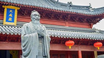 Filosofía china: el proverbio de Confucio que compara la casa del vecino con la crítica hacia uno mismo y deja una gran lección Filosofía china: el proverbio de Confucio que compara la casa del vecino con la crítica hacia uno mismo y deja una gran lección