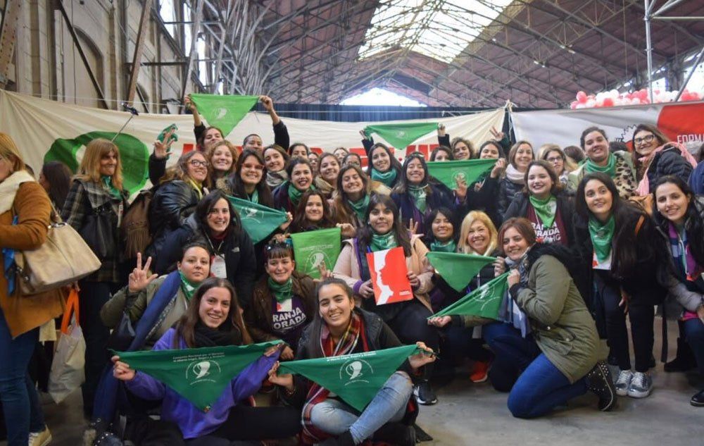 Un puentazo a favor del aborto