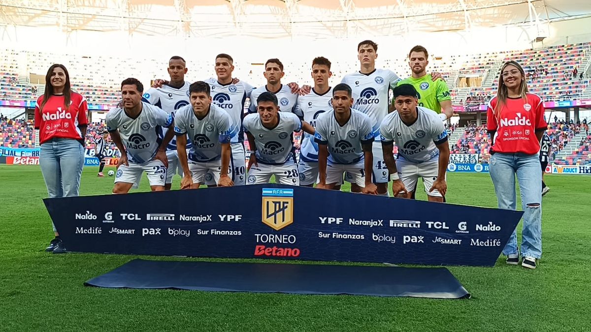 Indpendiente Rivadavia no pudo sostener lo que venía haciendo en los últimos dos partidos y volvió a perder. Indpendiente Rivadavia no pudo sostener lo que venía haciendo en los últimos dos partidos y volvió a perder.