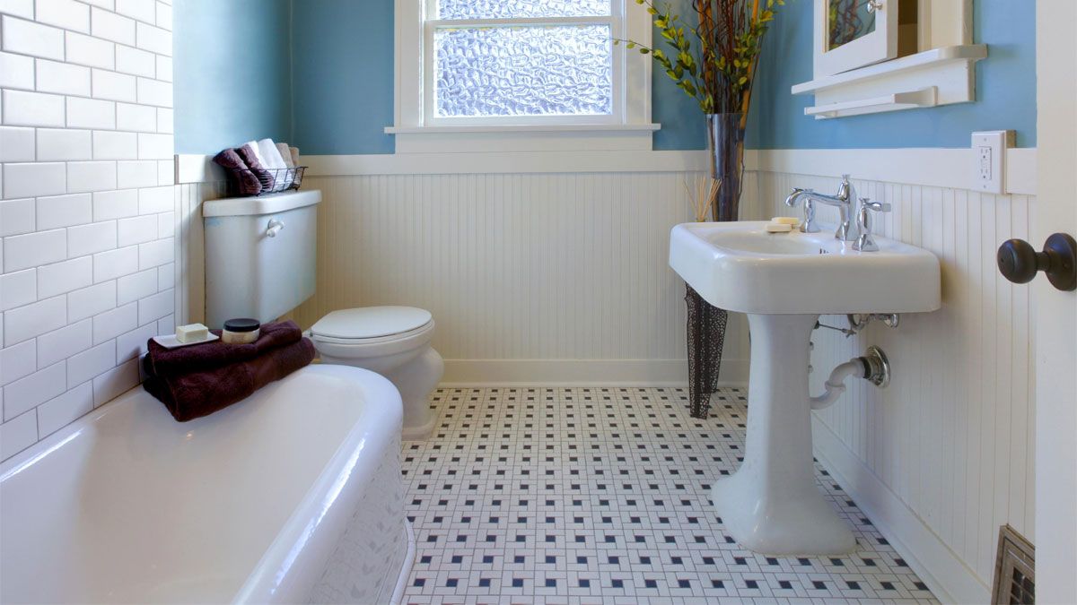 Limpiar el baño para que quede resplandeciente, es crucial para lograr una buena higiene. Foto: gentileza Medlineplus. Limpiar el baño para que quede resplandeciente, es crucial para lograr una buena higiene. Foto: gentileza Medlineplus.