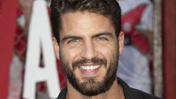 El actor Maxi Iglesias interpreta a Francisco Marlango en la serie de Netflix.