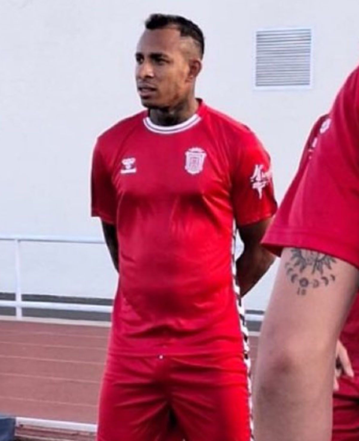 Sebastián Villa, lejos de Boca, se entrena en el ascenso de España Sebastián Villa, lejos de Boca, se entrena en el ascenso de España