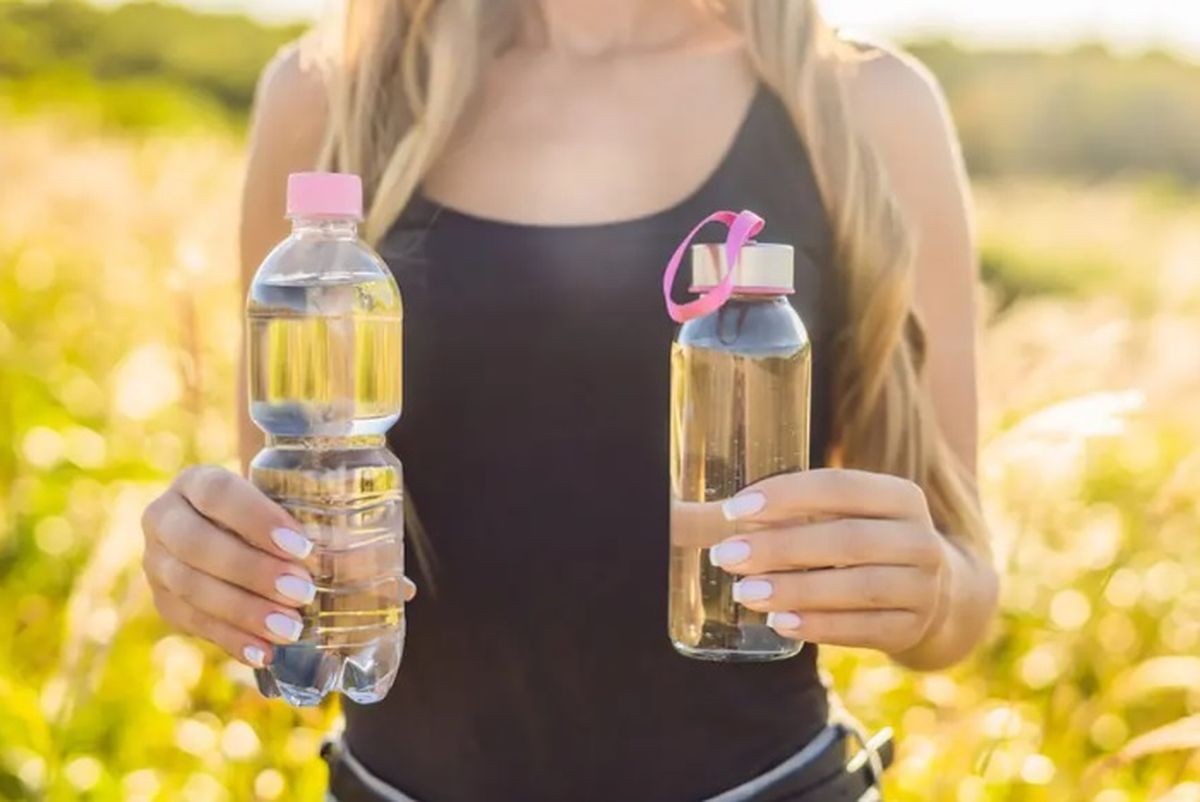 Las botellas reutilizables deben dejarse secar  completamente entre uso y uso.