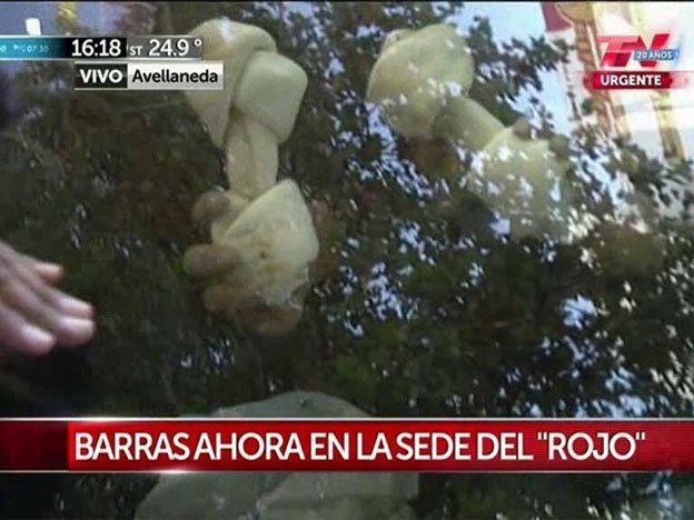 El intimidante regalo del líder de la barra para los jugadores del Rojo