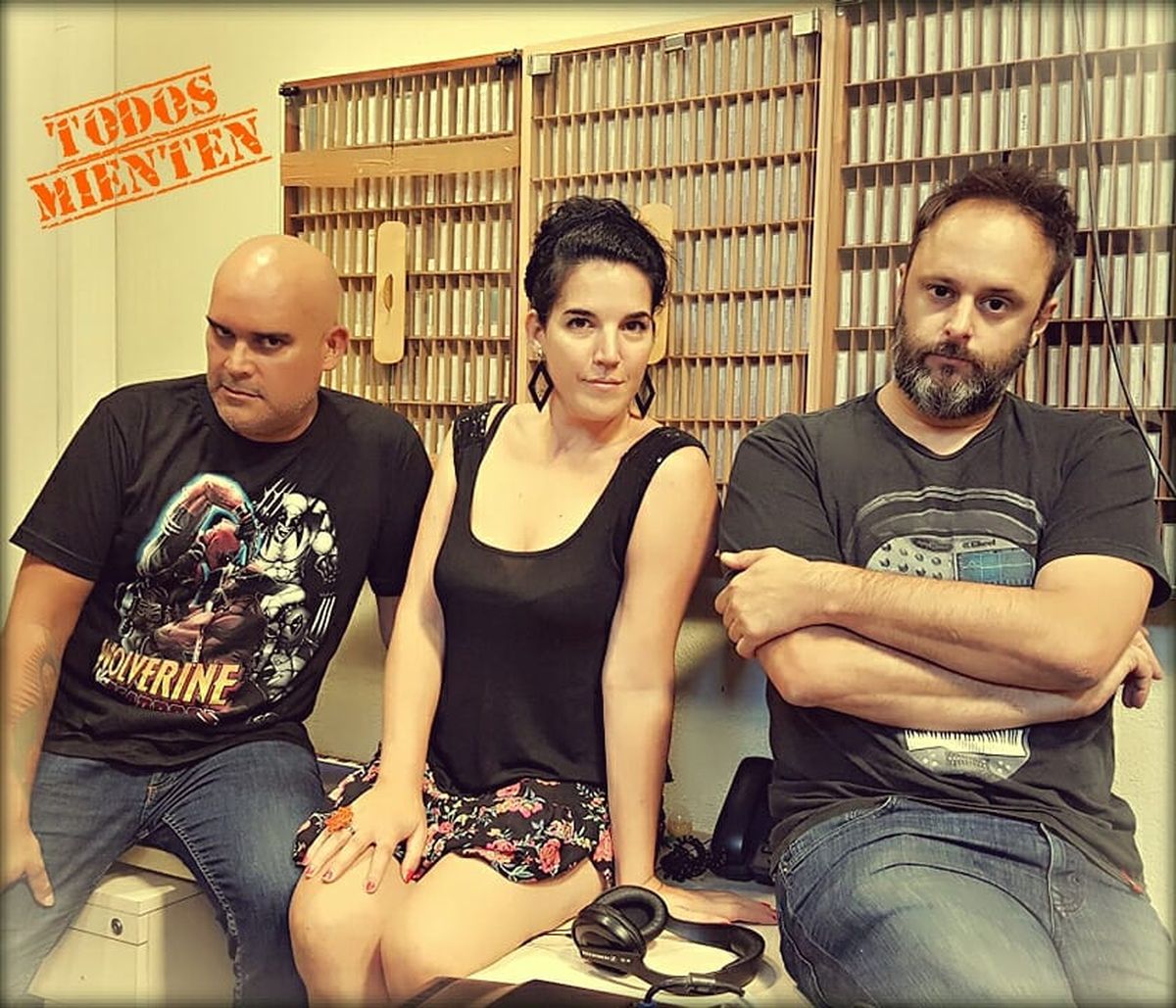 Alejandro Pollo Cerviño (derecha) cuando conducía en 2018 el programa radial Alejandro Pollo Cerviño (derecha) cuando conducía en 2018 el programa radial