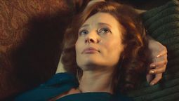 La actriz Magdalena Poplawska interpreta a Helena Michalowska en la serie de Netflix.