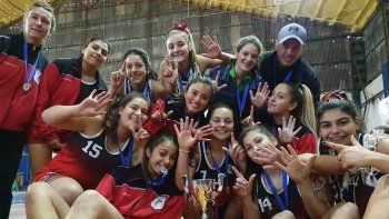 Las chicas de Maipú se consagraron en el U17