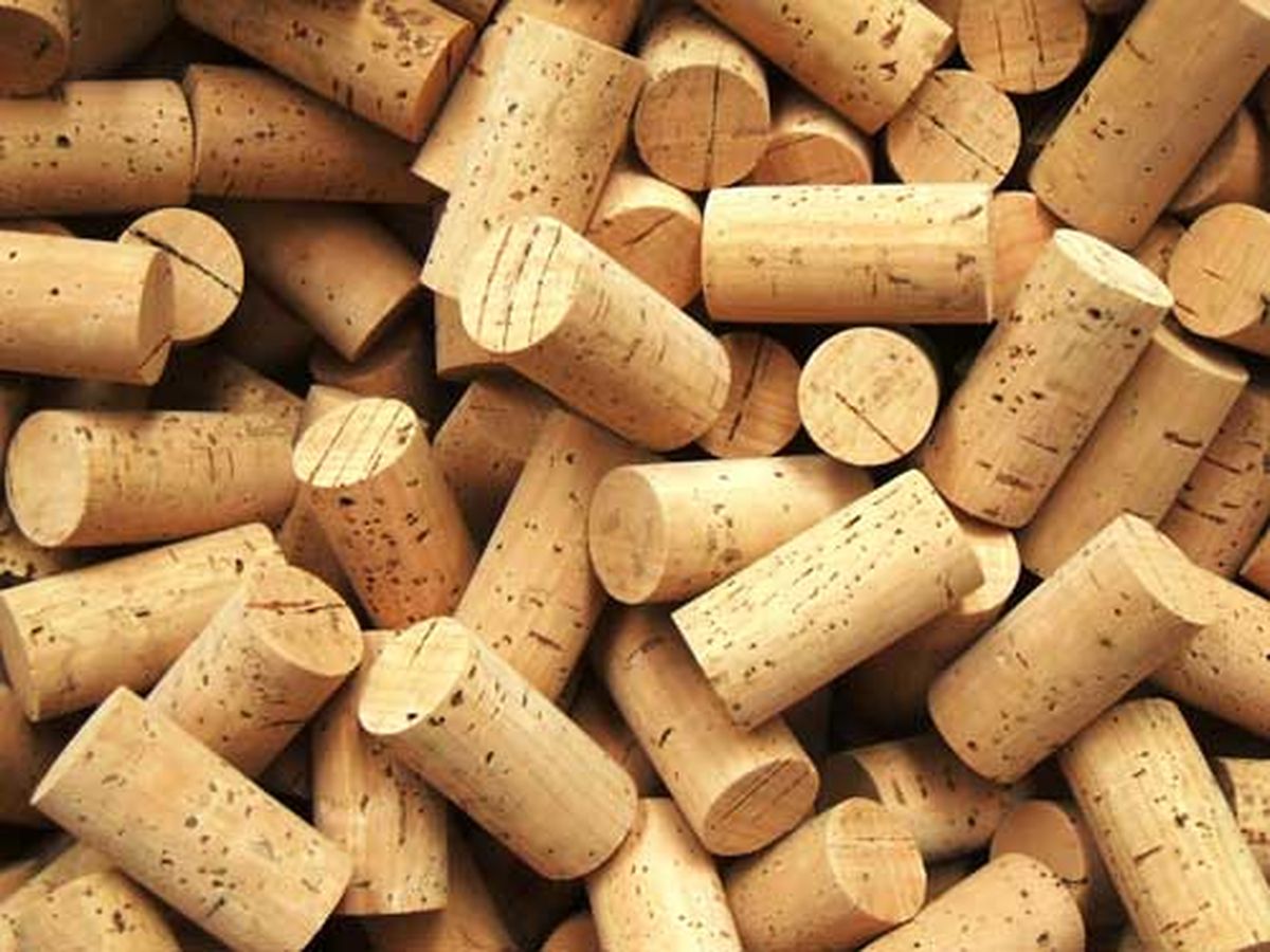 Un corcho aromatizado será muy beneficioso para tu auto. Un corcho aromatizado será muy beneficioso para tu auto.