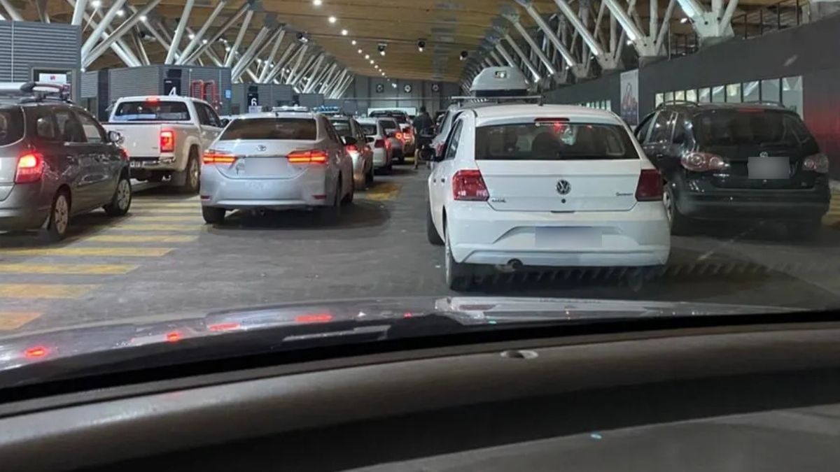 El Paso Cristo Redentor podría tener complicaciones para esta Semana Santa por el paro de trabajadores de Aduana. Imagen ilustrativa. El Paso Cristo Redentor podría tener complicaciones para esta Semana Santa por el paro de trabajadores de Aduana. Imagen ilustrativa.