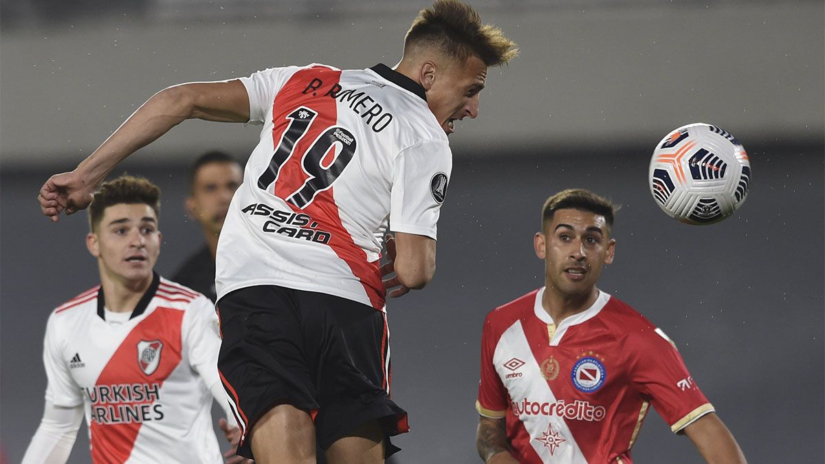 River no pudo con Argentinos y deberá ganar en La Paternal