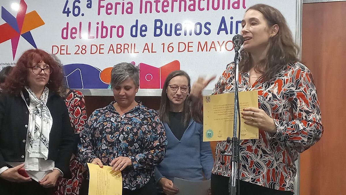 Cecilia Repetti (editora del libro), Fabiola Prulletti; Eugenia Nobatti y Mariela Slosse