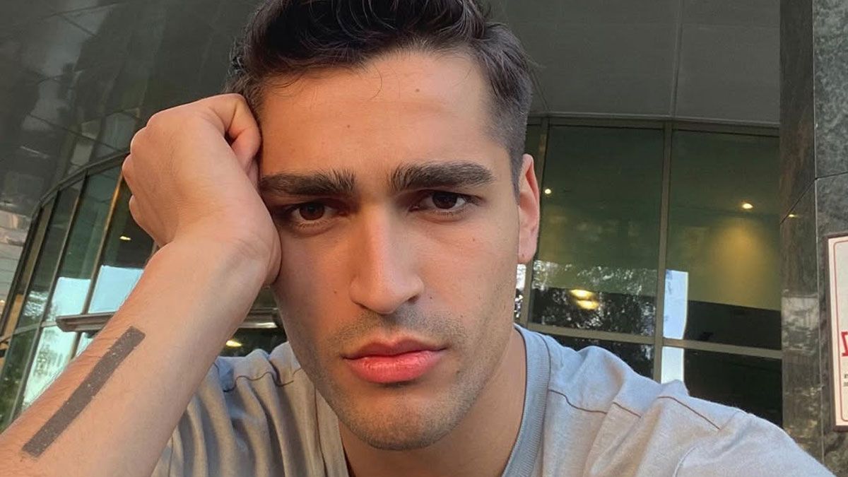 El actor Mert Ramazan Demir interpreta a Ese en la película de Netflix.