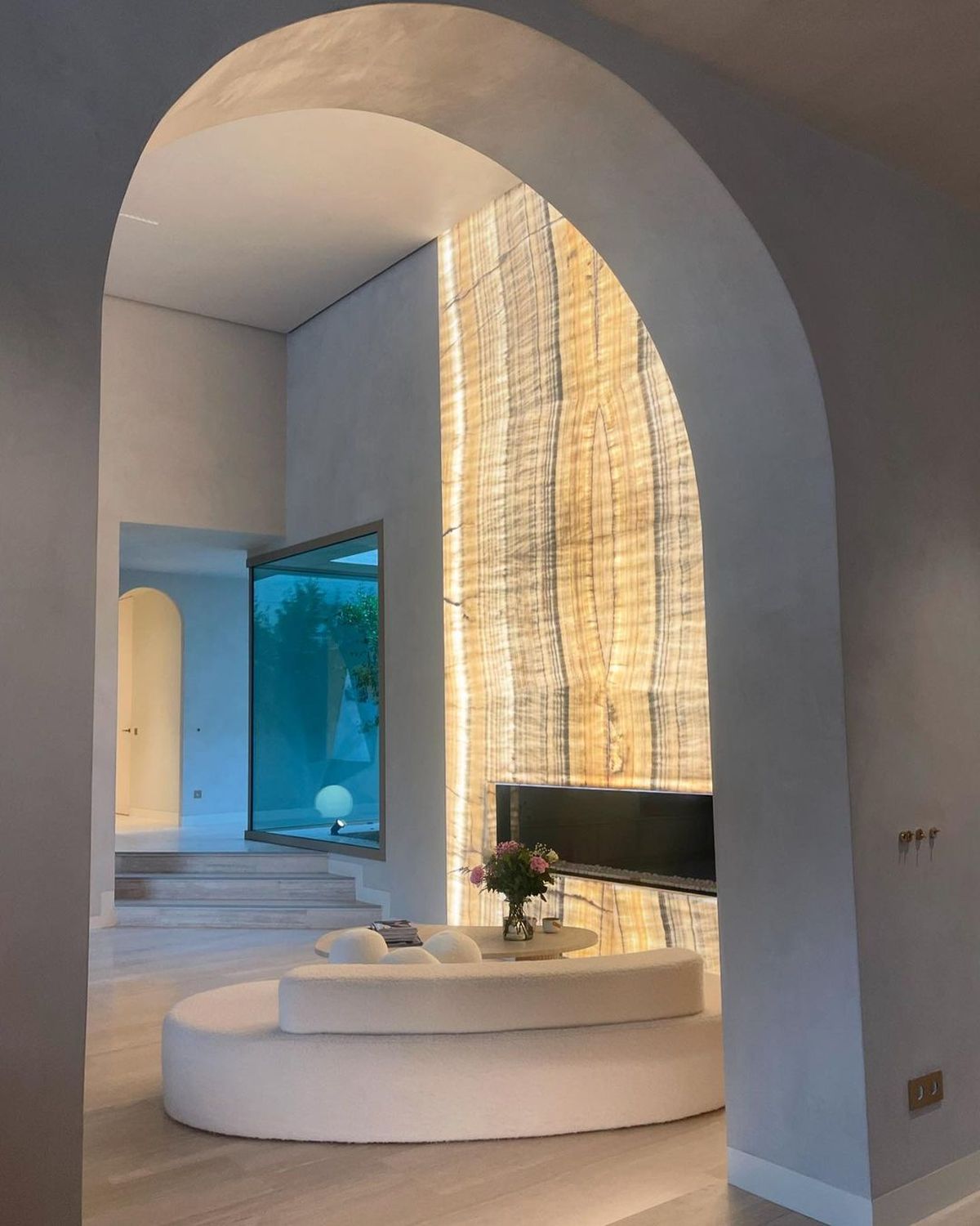 Así es la casa que Cristiano Ronaldo y Georgina Rodríguez tienen en España Así es la casa que Cristiano Ronaldo y Georgina Rodríguez tienen en España