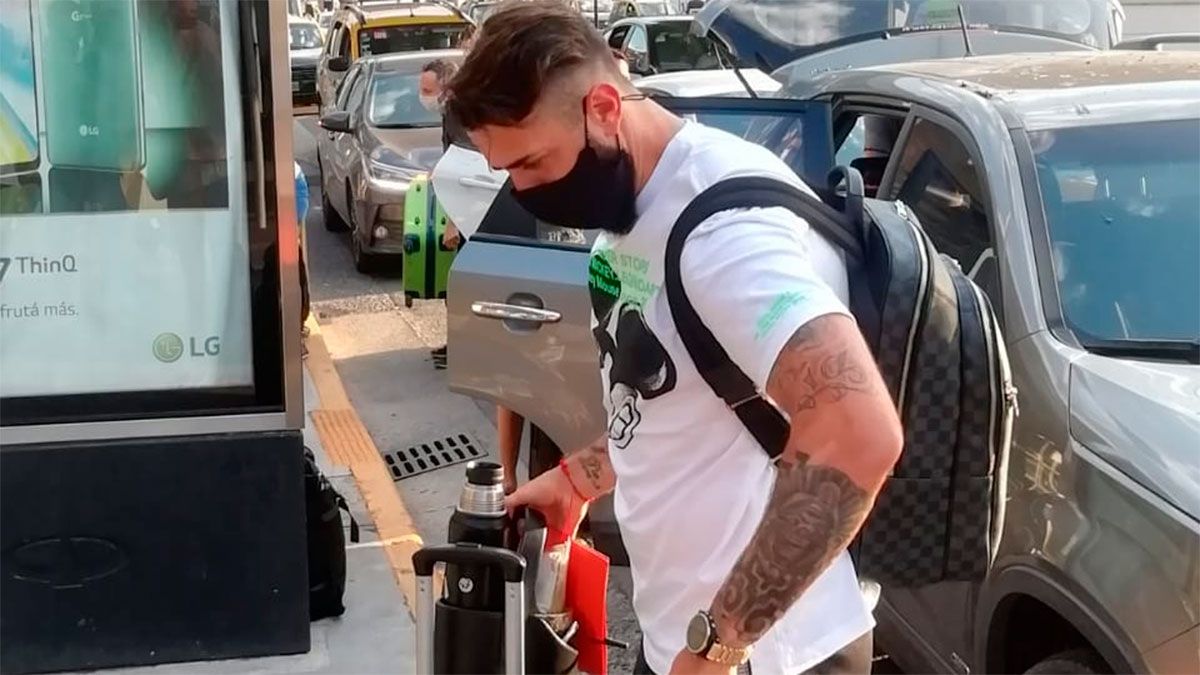 Lucas Pratto dejó River y emprendió su viaje a Holanda para sumarse al Feyenoord.