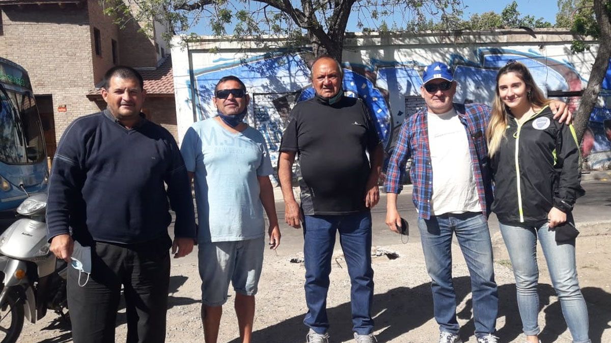 Los hinchas del Tomba, ilusionados por la vuelta a la cancha