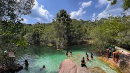 Este destino se encuentra en el corazón de la selva Amazónica. Este destino se encuentra en el corazón de la selva Amazónica.
