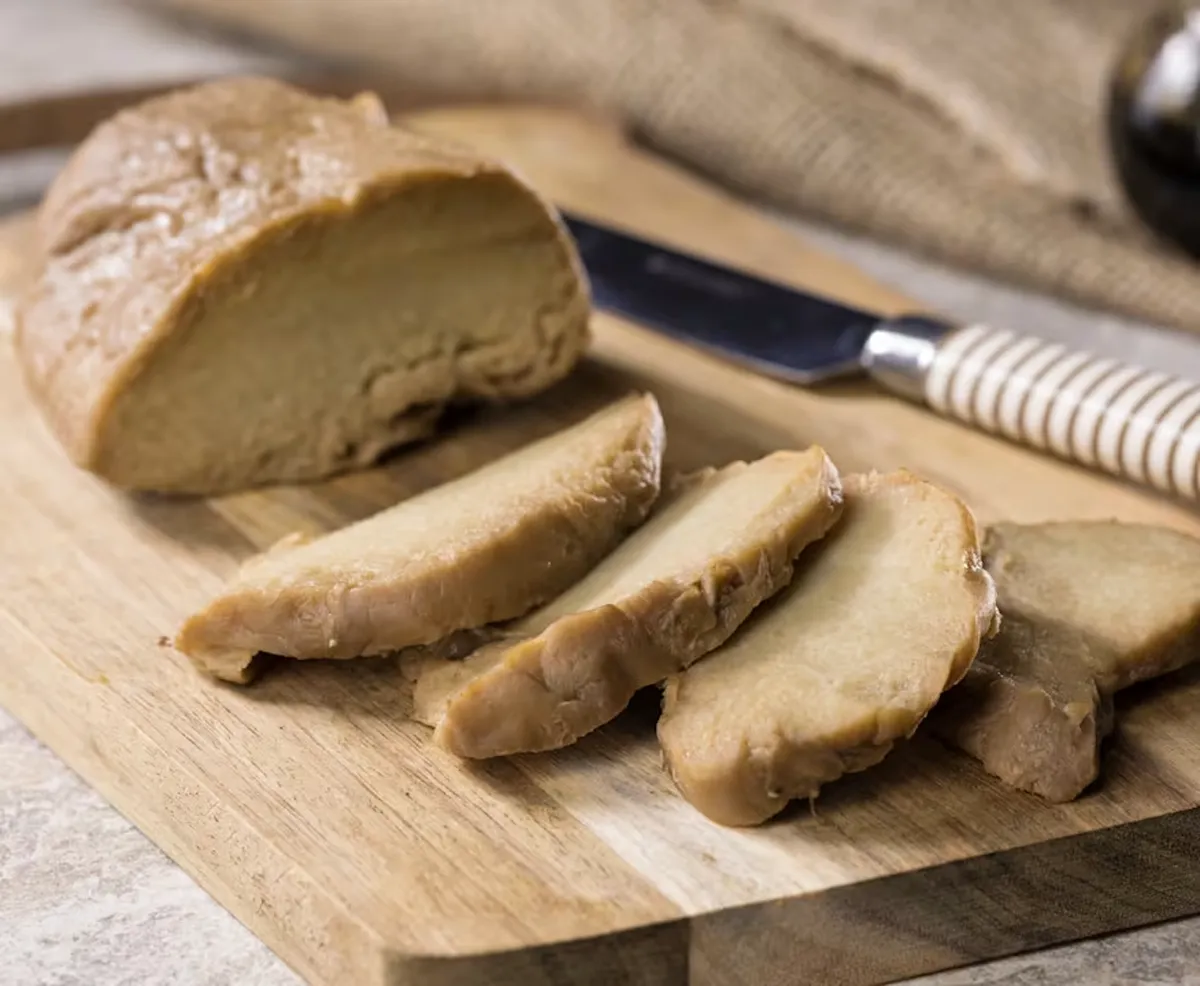 El seitán es una de las fuentes de proteína más buscadas por vegetarianos. El seitán es una de las fuentes de proteína más buscadas por vegetarianos.