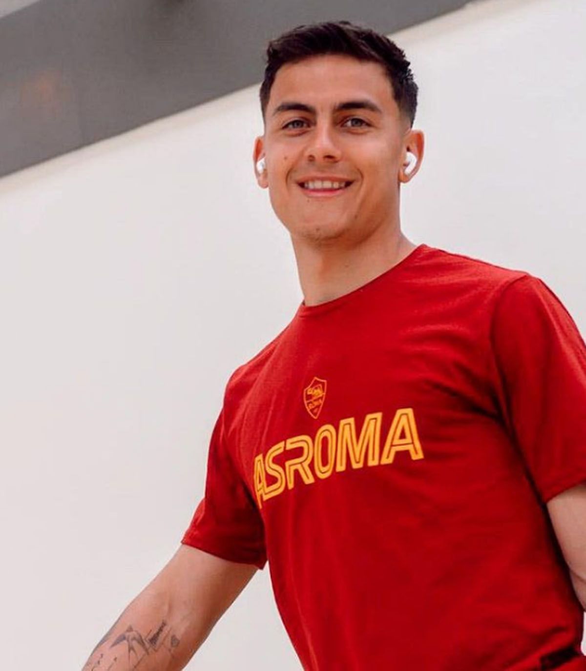 Paulo Dybala es muy querido en Roma