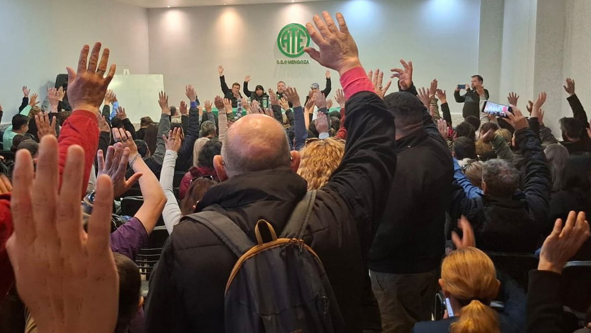 Aprobado. Delegados y congresales de ATE aprobaron un plan de lucha para la próxima semana.