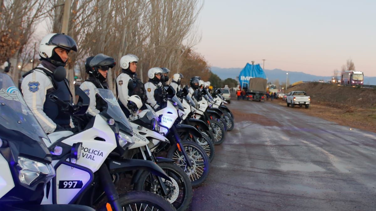 La Policía Vial participa del megaoperativo. La Policía Vial participa del megaoperativo.
