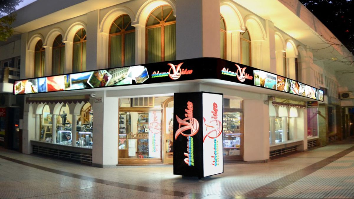 Adamo Video, negocio histórico de San Rafae, cerró sus puertas.