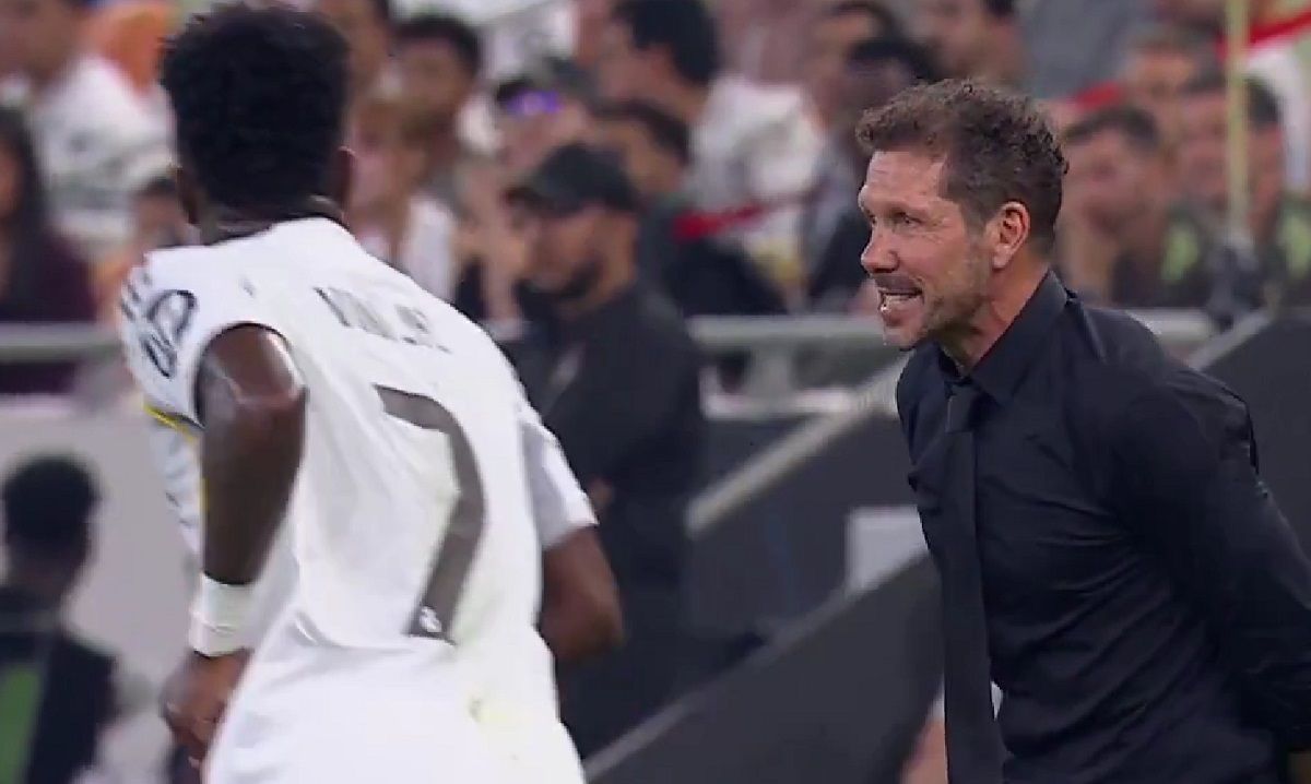 Diego Simeone estalló de bronca contra el delantero brasilero.