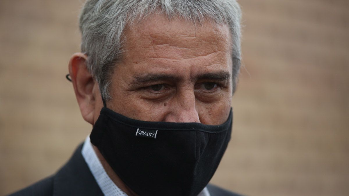 El ministro de Desarrollo Territorial y Hábitat