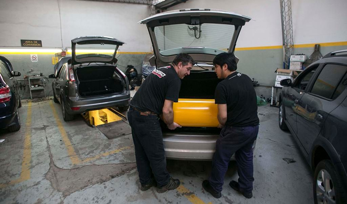 Enargas determinó nuevos requisitos para fabricar e instalar cilindros de GNC, o GNV, en función de normativa IRAM-ISO