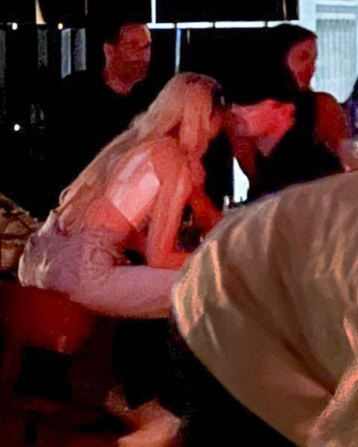 Gigi y DiCaprio fueron vistos en uno de los tantos eventos que se están llevando a cabo por la Semana de la Moda de Nueva York.