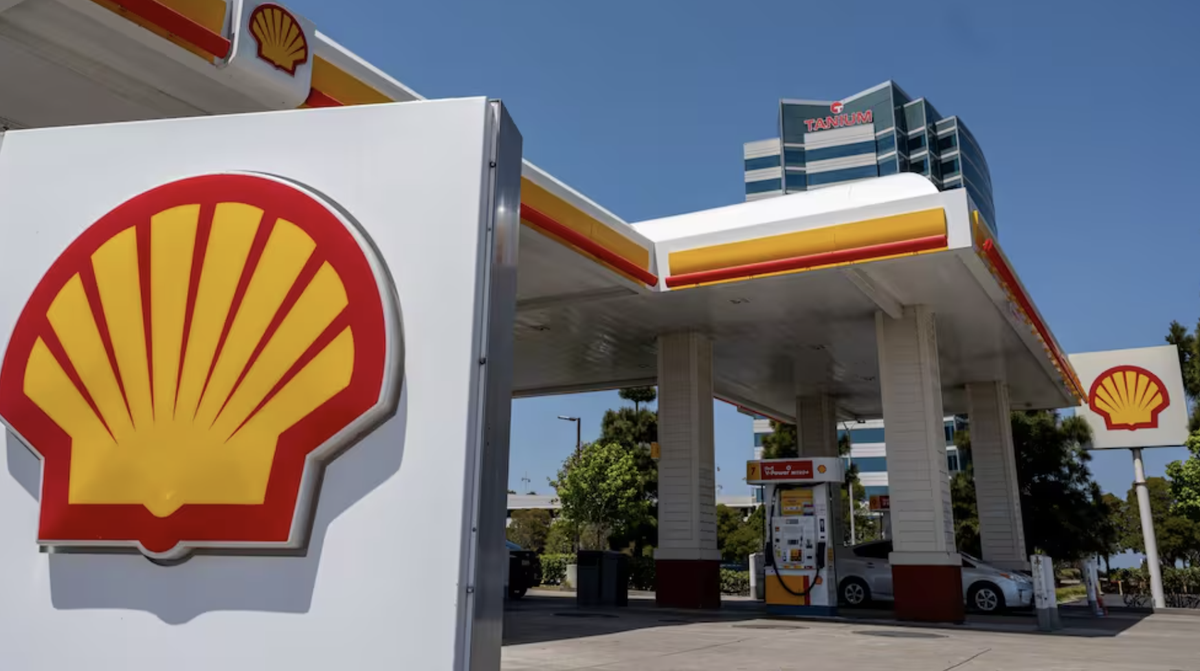 Raízen confirmó la venta de Shell en la Argentina. Raízen confirmó la venta de Shell en la Argentina.