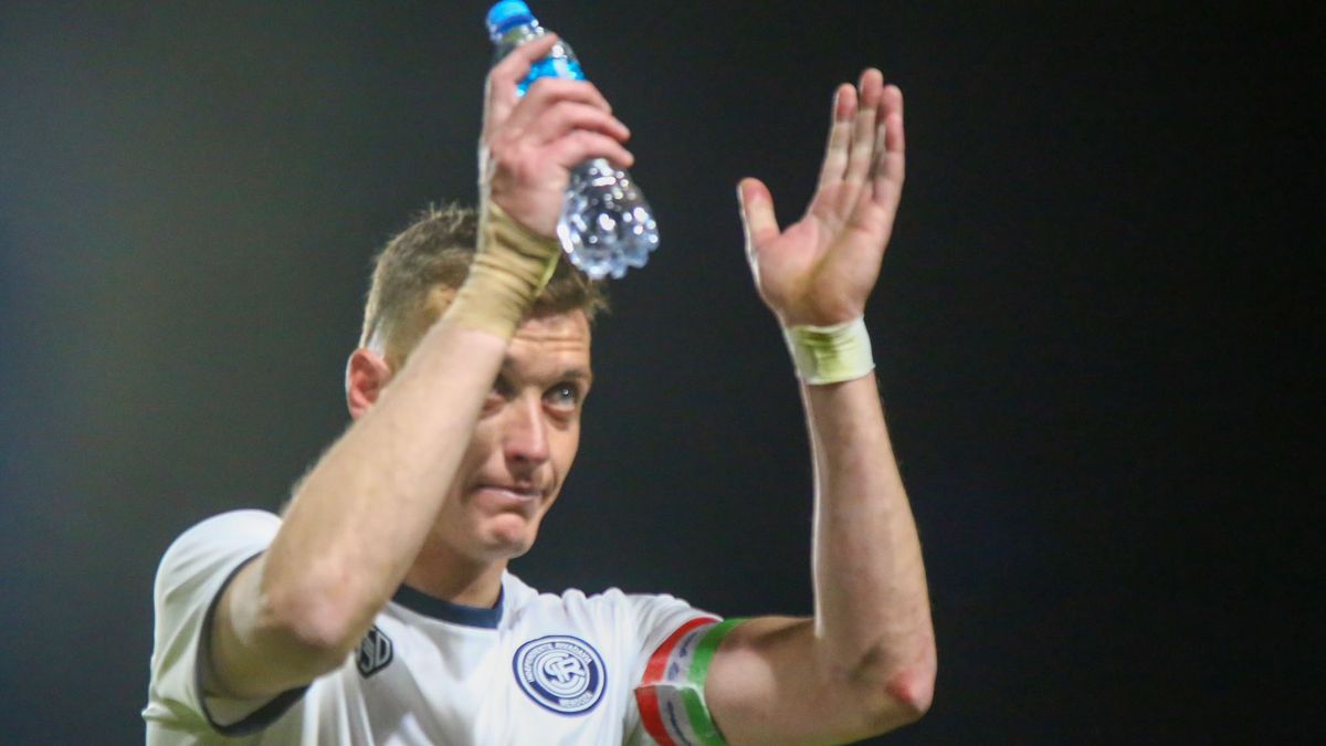 Mauro Maidana tiene un gran cariño por los hinchas. Mauro Maidana tiene un gran cariño por los hinchas.