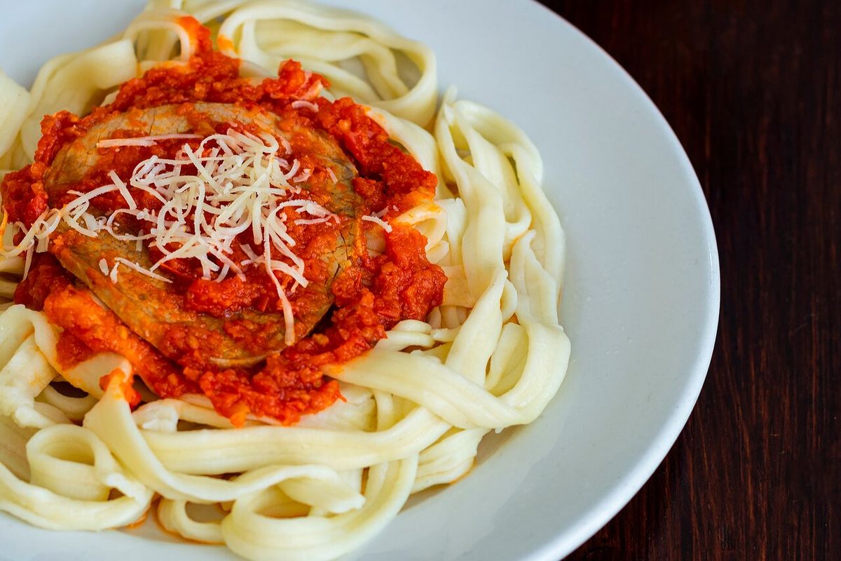 Beneficio de comer tallarines caseros. Beneficio de comer tallarines caseros.