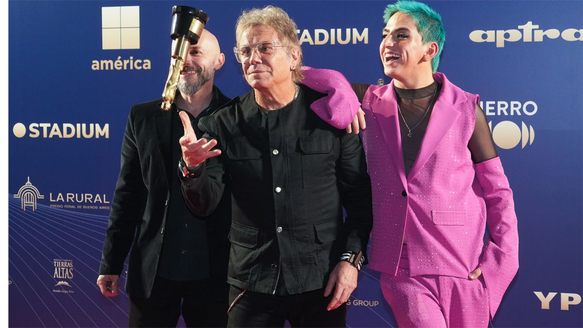 Beto Casella festejó el Martín Fierro para su programa Bendita Beto Casella festejó el Martín Fierro para su programa Bendita