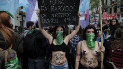 Marcha al Congreso en reclamo de legalizar el aborto
