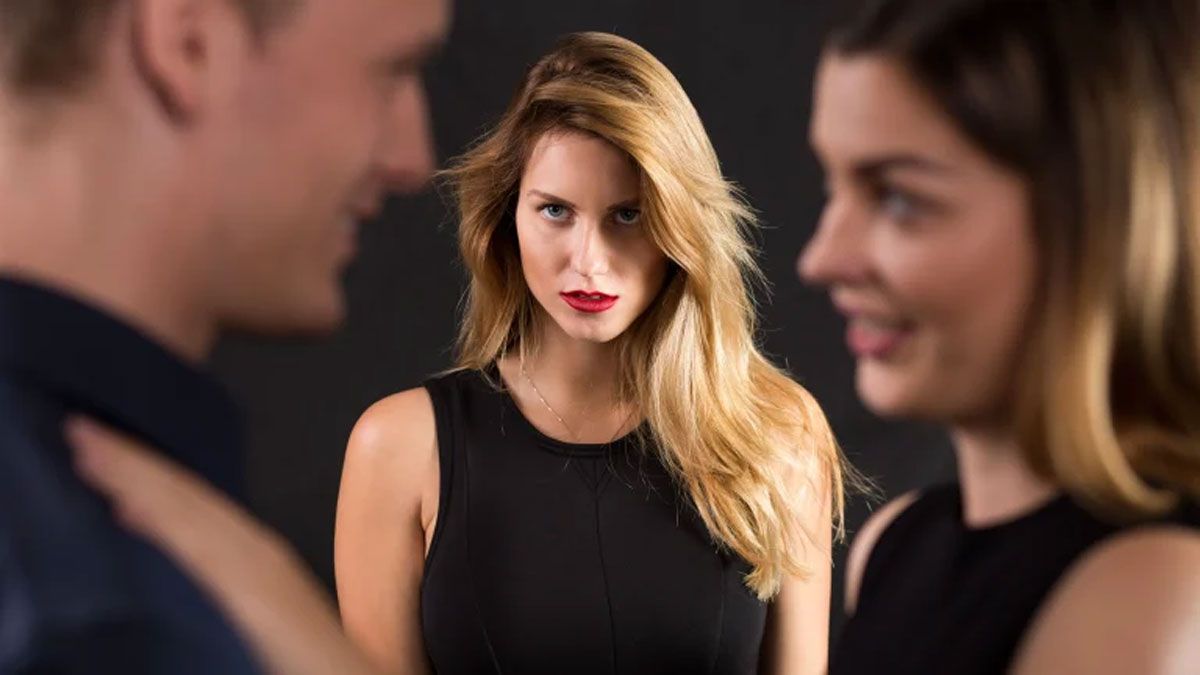 Un estudio de la Universidad Estatal de Missouri, determina que las mujeres son más propensas a cometer una infidelidad que los hombres.