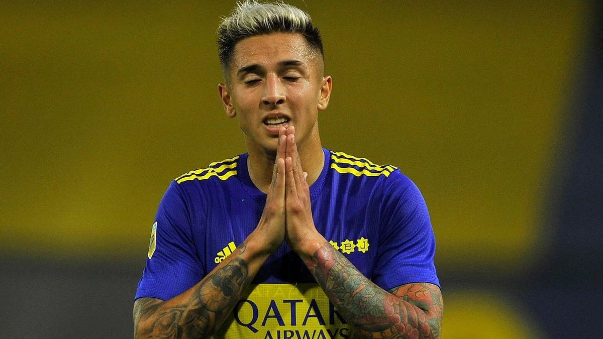 Agustín Almendra, en el centro de la polémica en Boca.