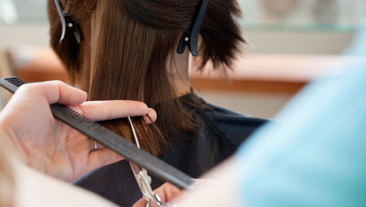 El corte de pelo noventoso que promete darle volumen y movimiento al pelo fino