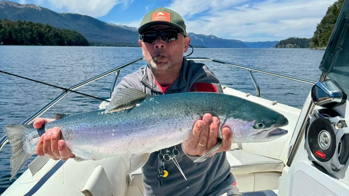 Carlos Negro Ponce tenía 59 años y era muy conocido en el ambiente del deporte por el rubgy y la pesca. Carlos Negro Ponce tenía 59 años y era muy conocido en el ambiente del deporte por el rubgy y la pesca.