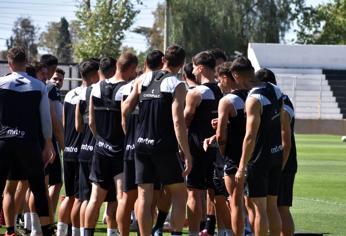 Gimnasia y Esgrima tiene todo listo para jugar ante Defensores de Belgrano el partido que le puede dar el pasaje para la final por el ascenso.
