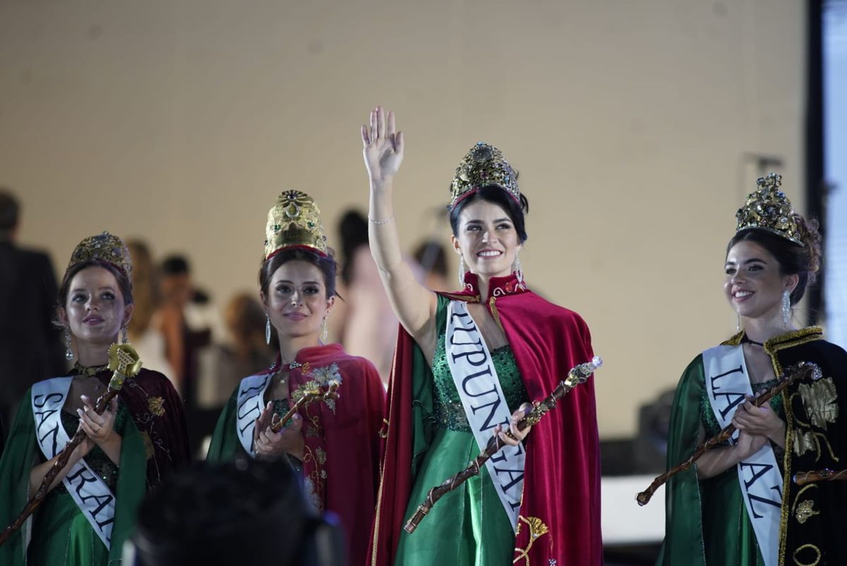 Gemina Navarro, de Tupungato, es la nueva Virreina Nacional de la Vendimia.